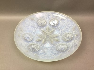 Lot 484 - FRENCH ART DECO OPALESCENT GLASS BOWL