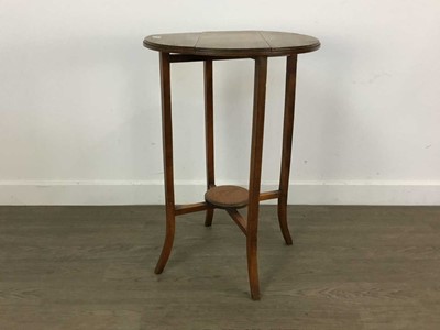 Lot 606 - SMALL FOLDING TEA TABLE