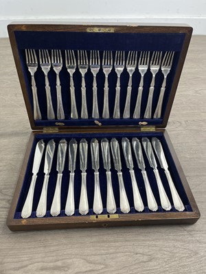 Lot 615 - GROUP OF PLATED CUTLERY