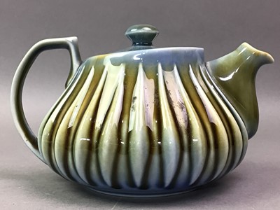 Lot 193 - WADE TEA POT, CREAM AND SUGAR