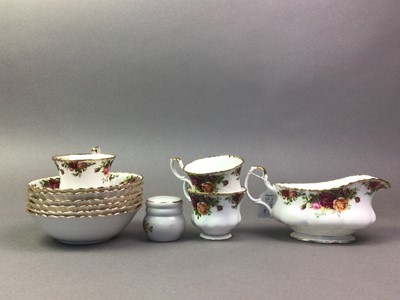 Lot 131 - ROYAL ALBERT 'OLD COUNTRY ROSES' PART TEA AND DINNER SET