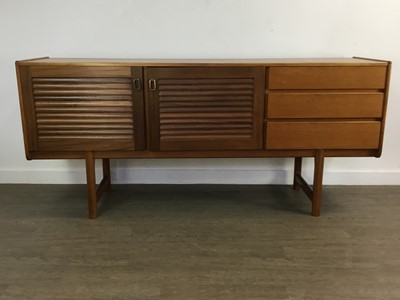 Lot 135 - MCINTOSH OF KIRKCALDY TEAK SIDEBOARD