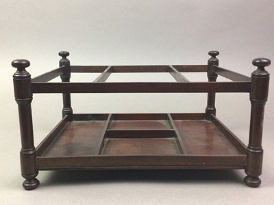 Lot 91 - MAHOGANY OBLONG GLASS CARRIER