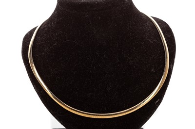 Lot 1210 - GOLD BICOLOUR NECKLET