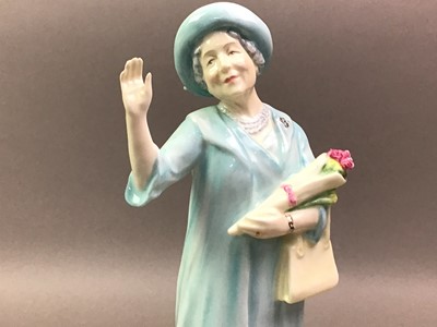 Lot 417 - GROUP OF ROYAL DOULTON FIGURES