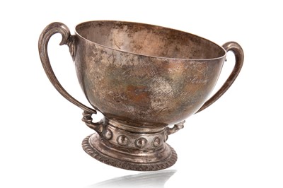 Lot 110 - EDWARDIAN SILVER TWIN-HANDLED CUP