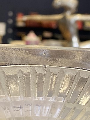 Lot 283 - RENE LALIQUE, 'COQUILLES' PATTERN OPALESCENT GLASS BOWL