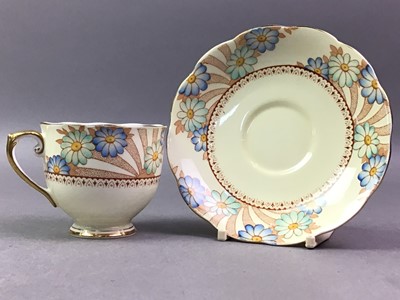 Lot 479 - ROSLYN PART TEA SERVICE