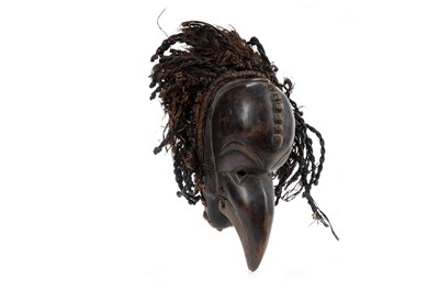 Lot 113 - CHOKWE BEAK MASK