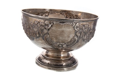 Lot 124 - VICTORIAN SILVER PUNCH BOWL