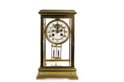 Lot 660 - VICTORIAN MANTEL CLOCK