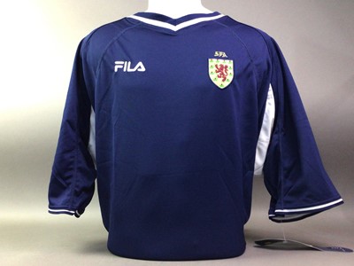 Lot 1633 - SCOTLAND REPLICA 2000/02 HOME JERSEY