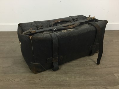 Lot 62 - GLADSTONE BAG
