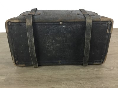 Lot 62 - GLADSTONE BAG