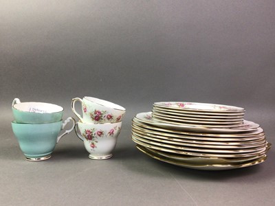 Lot 134 - SUSIE COOPER PART TEA SERVICE