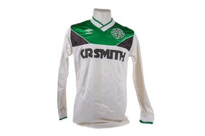 Lot 1522 - CELTIC F.C., RARE THIRD JERSEY