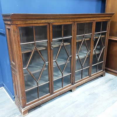 Lot 883 - VICTORIAN OAK BOOKCASE