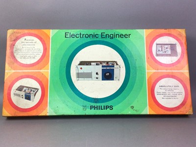 Lot 157 - PHILIPS ELECTRONIC ENGINEER EE1003 SET