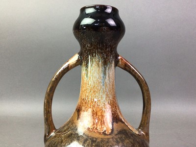 Lot 159 - 20TH CENTURY TWIN HANDLED VASE