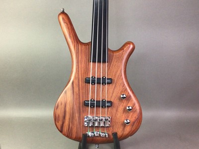 Lot 670 - WARWICK FRETLESS ELECTRIC BASS GUITAR