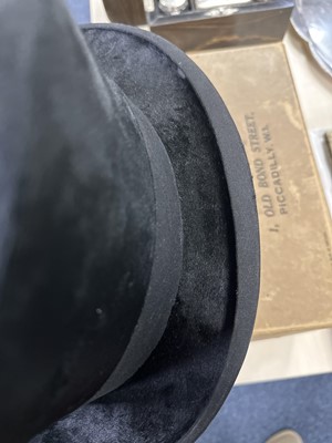 Lot 154 - SCOTT & CO. LTD., BLACK SILK TOP HAT