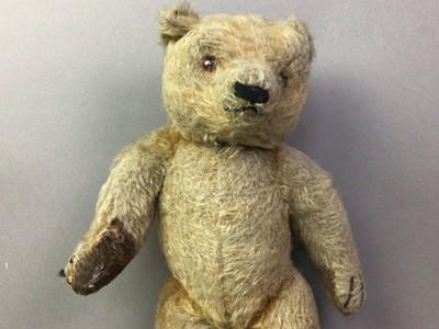 Lot 429 - BLONDE PLUSH TEDDY BEAR