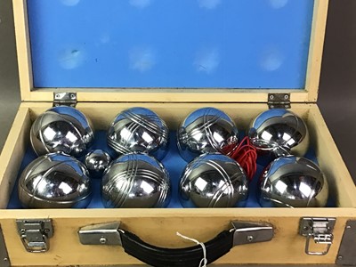 Lot 324 - ESSENTIAL GEAR BOCCE BALL SET