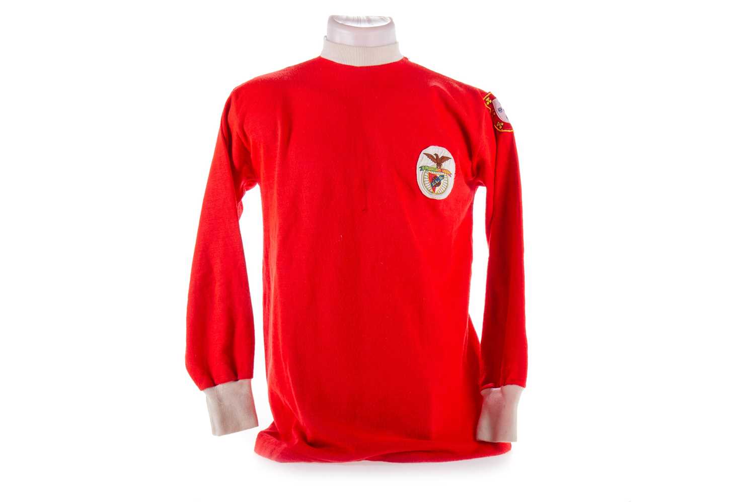 Lot 6 - S.L. BENFICA, EUROPEAN CUP 2ND ROUND JERSEY