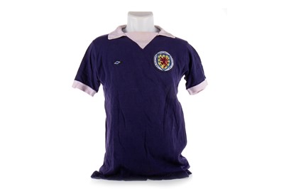 Lot 16 - KENNY DALGLISH OF SCOTLAND, INTERNATIONAL JERSEY