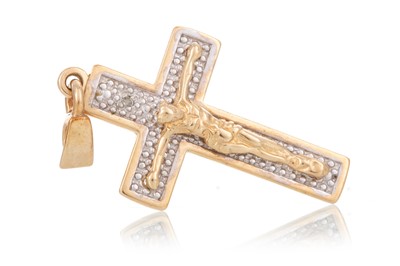 Lot 516 - DIAMOND CRUCIFIX PENDANT