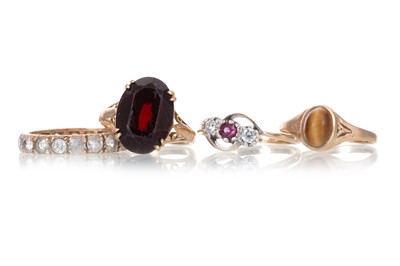 Lot 526 - COLLECTION OF GEM SET RINGS