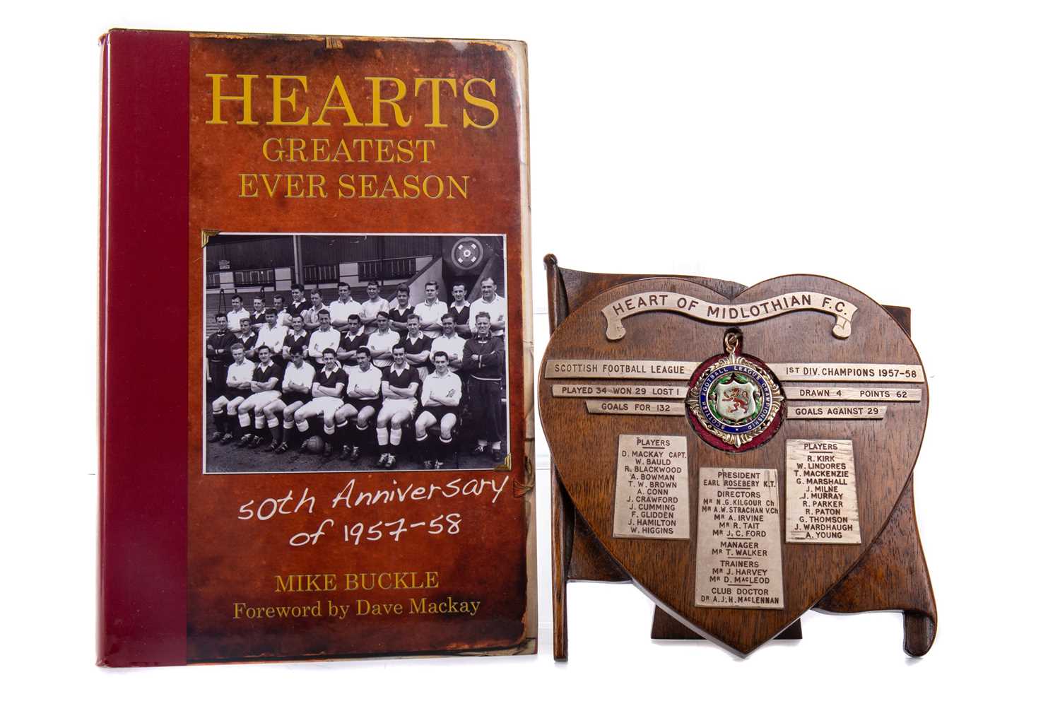 Lot 1622 - ROBERT TAIT OF HEART OF MIDLOTHIAN, HIS SCOTTISH FOOTBALL LEAGUE WINNERS GOLD MEDAL