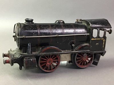 Lot 520 - HORNBY TIN PLATE TRAIN