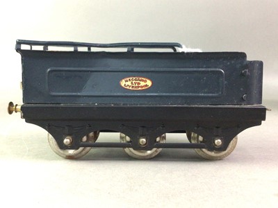 Lot 520 - HORNBY TIN PLATE TRAIN