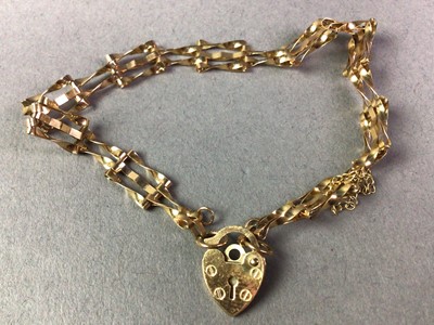 Lot 544 - GATE BRACELET