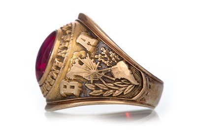 Lot 548 - AMERICAN COLLEGE GRADUATION RING