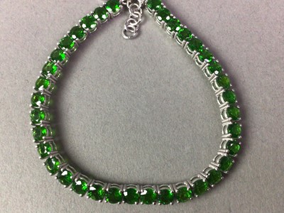 Lot 292 - COLLECTION OF CHROME DIOPSIDE JEWELLERY