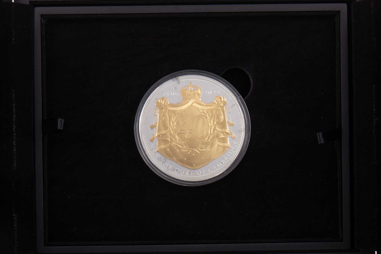 Lot 71 - THE DUKE OF CAMBRIDGE 40TH BIRTHDAY SILVER PROOF 5oz COIN