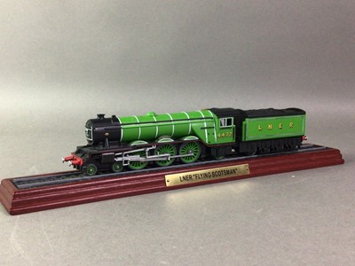 Lot 21 - COLLECTION OF MODEL LOCOMOTIVE DISPLAY PIECES