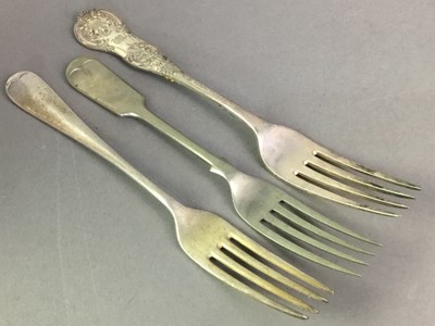 Lot 59 - SILVER PLATED FLAT WARE