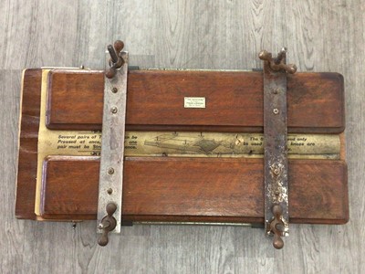 Lot 165 - THE NATIONAL AUTOMATIC PRESSER AND STRETCHER