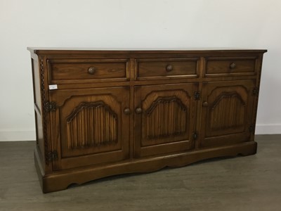 Lot 205 - REPRODUCTION OAK SIDEBOARD