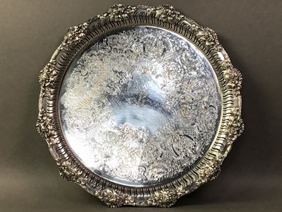 Lot 184 - SILVER PLATED ENTREE DISH