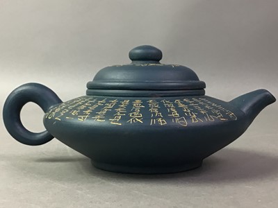 Lot 189 - THREE CHINESE YIXING STYLE TEAPOTS