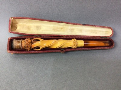 Lot 219 - VICTORIAN MEERSCHAUM CHEROOT PIPE