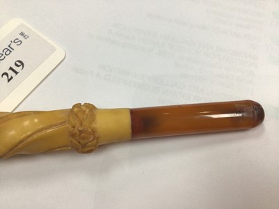Lot 219 - VICTORIAN MEERSCHAUM CHEROOT PIPE
