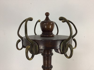 Lot 221 - OAK COAT TREE