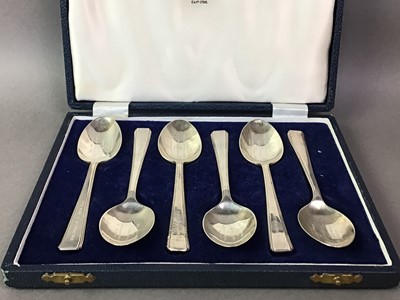Lot 228 - SET OF SIX ELIZABETH II SILVER TEASPOONS