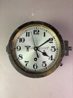 Lot 191 - THIRD REICH KRIEGSMARINE SHIP'S BULKHEAD CLOCK