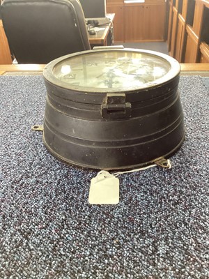 Lot 191 - THIRD REICH KRIEGSMARINE SHIP'S BULKHEAD CLOCK